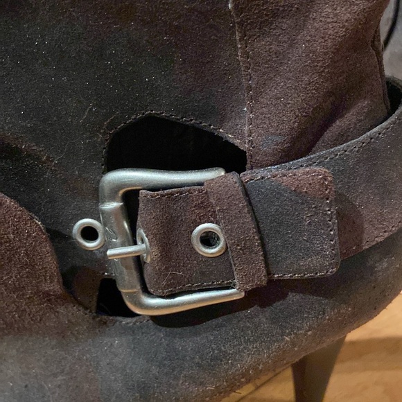 Peek toe cutie booties! - Picture 8 of 11